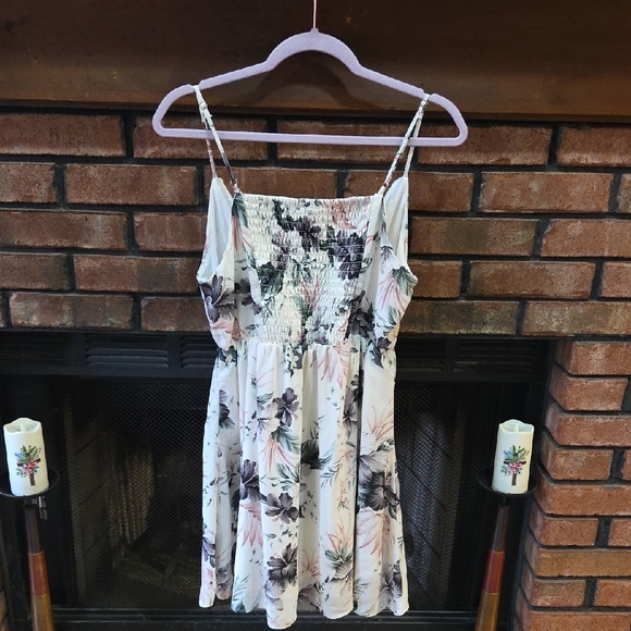 Sienna Sky Floral Camisole with Tie Front - Picture 4 of 4